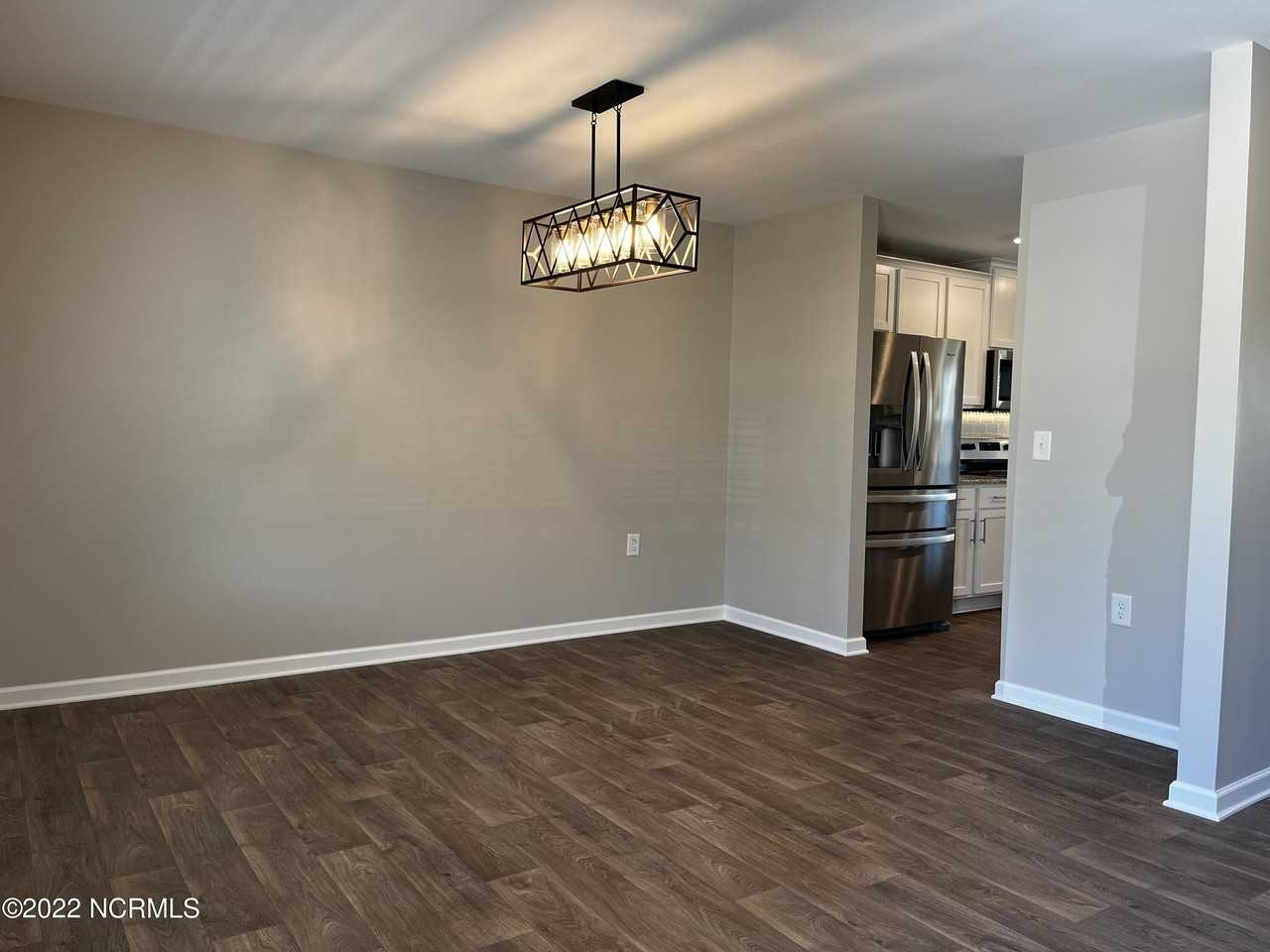 413 Frida Rd - Photo 3 of 16