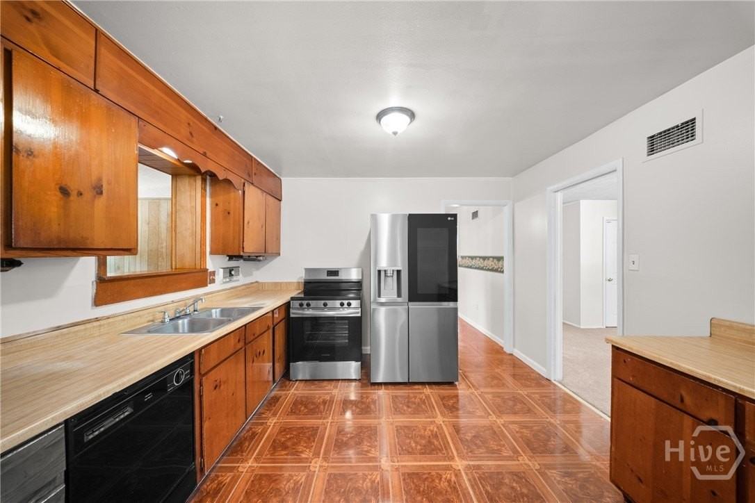 112 Cedar Grove Rd - Photo 3 of 18