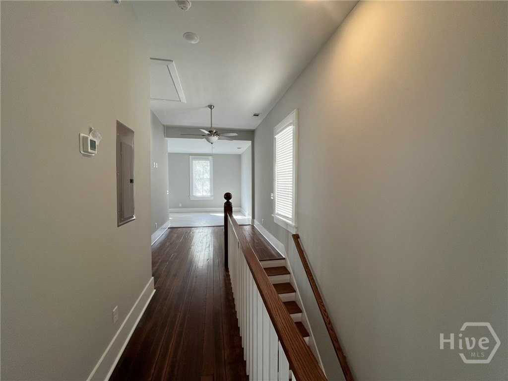 213 W 39th St #B - Photo 2 of 16