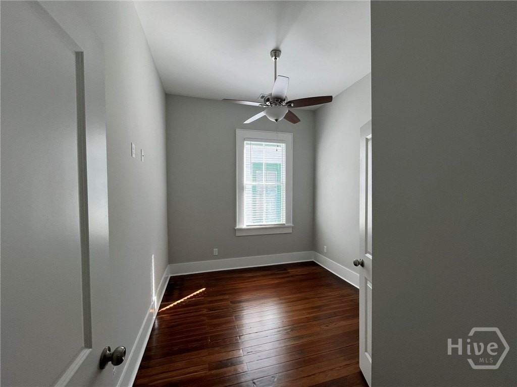 213 W 39th St #B - Photo 6 of 16