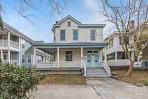 featured image of 723 E Henry St #A