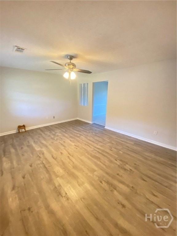 149 Becky St - Photo 2 of 11