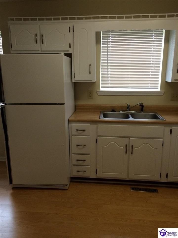 204 Georgia Ln - Photo 5 of 12