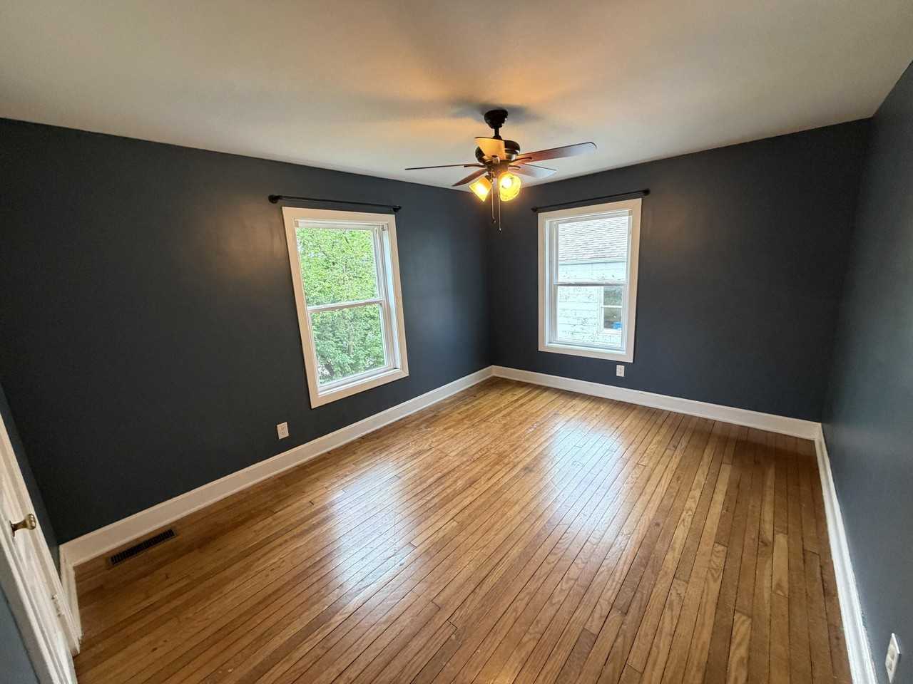 114 Beck St - Photo 7 of 14
