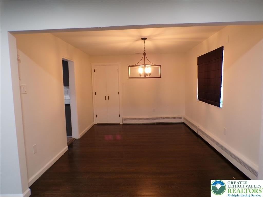 2440 W Livingston St - Photo 5 of 37