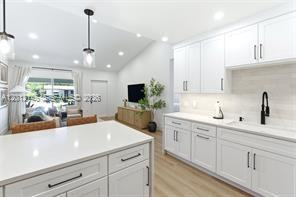 1248 Southwest 32nd Street - Photo 7 of 11
