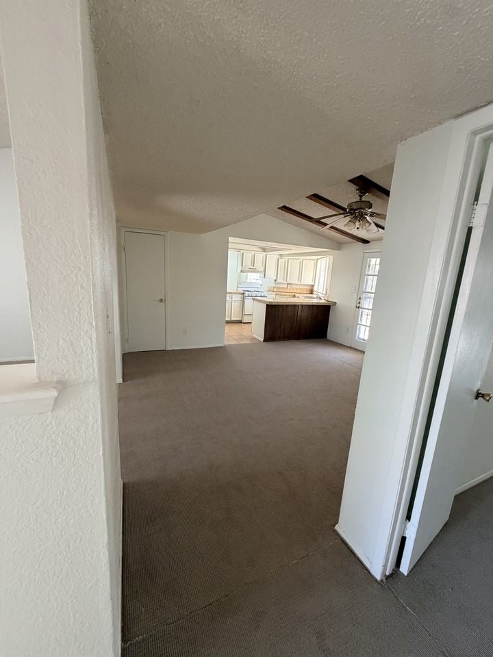 1632 Lou Graham St #1 - Photo 6 of 17