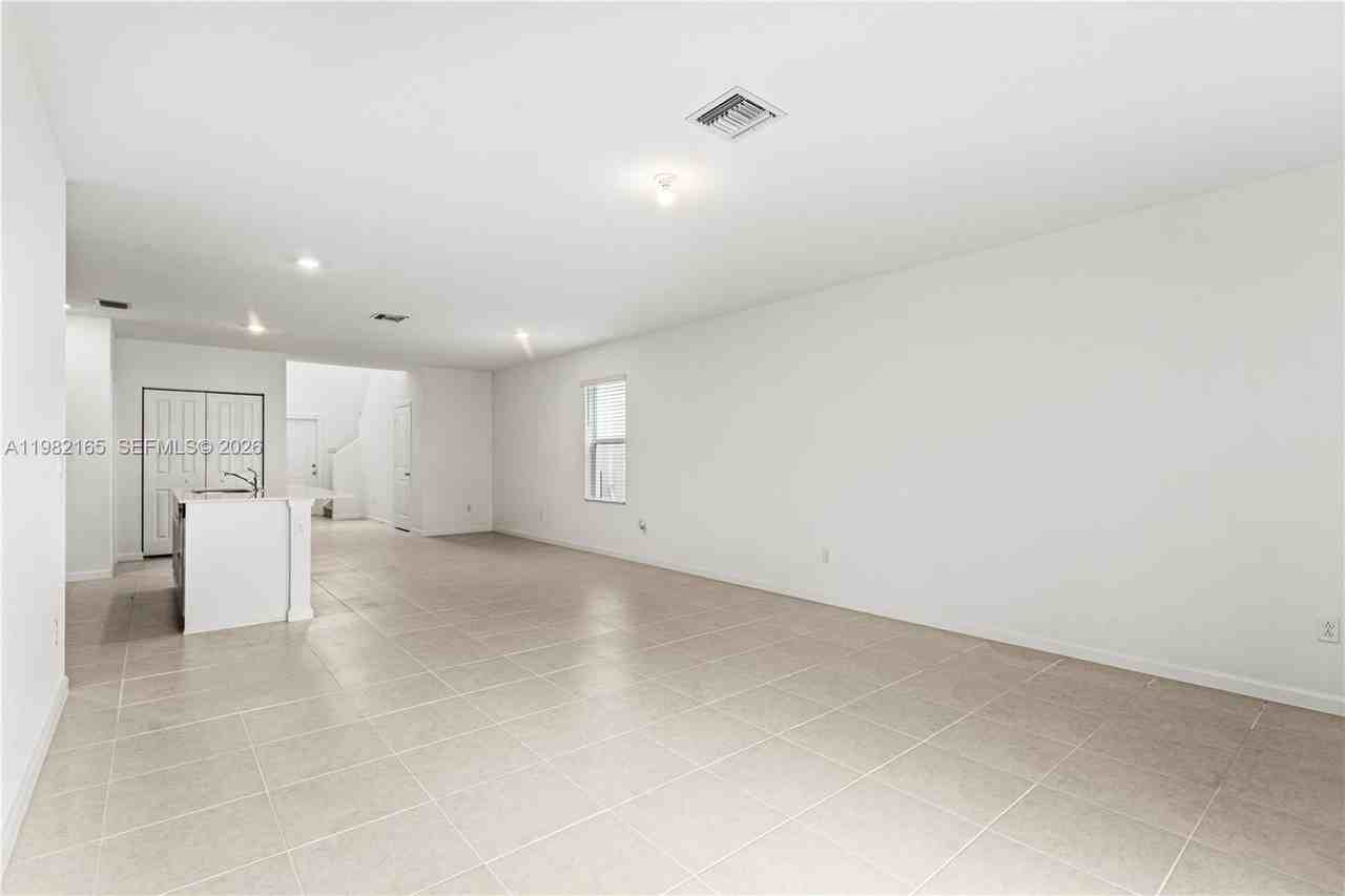 Monroe Ave #10722 - Photo 7 of 47