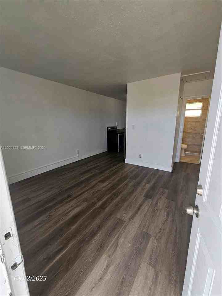 11752 Sw 212th St #0 - Photo 4 of 19