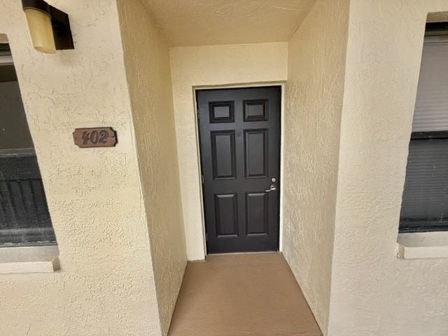 545 Garfield Ave #1 - Photo 4 of 31