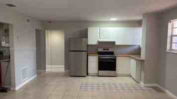 featured image of 14180 Nw 22nd Ave #4