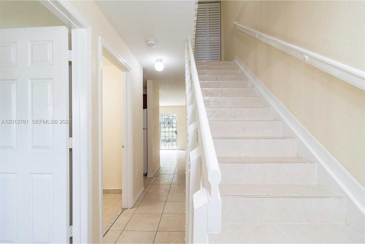 2214 Nw 135th Ter - Photo 2 of 29