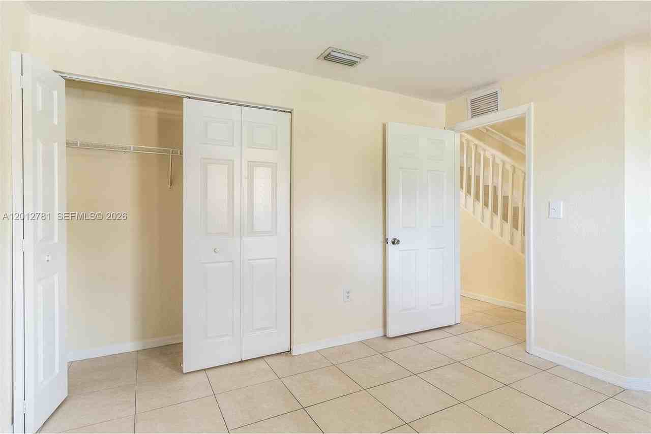 2214 Nw 135th Ter - Photo 5 of 29