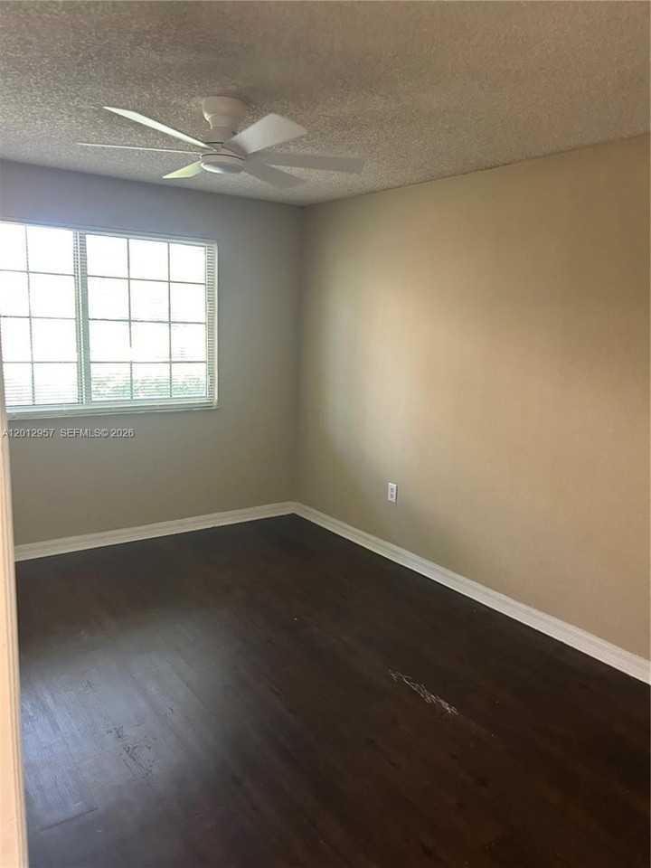 4151 N Haverhill Rd #1514 - Photo 5 of 16