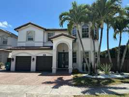 featured image of 11530 Nw 82nd Ter #11530
