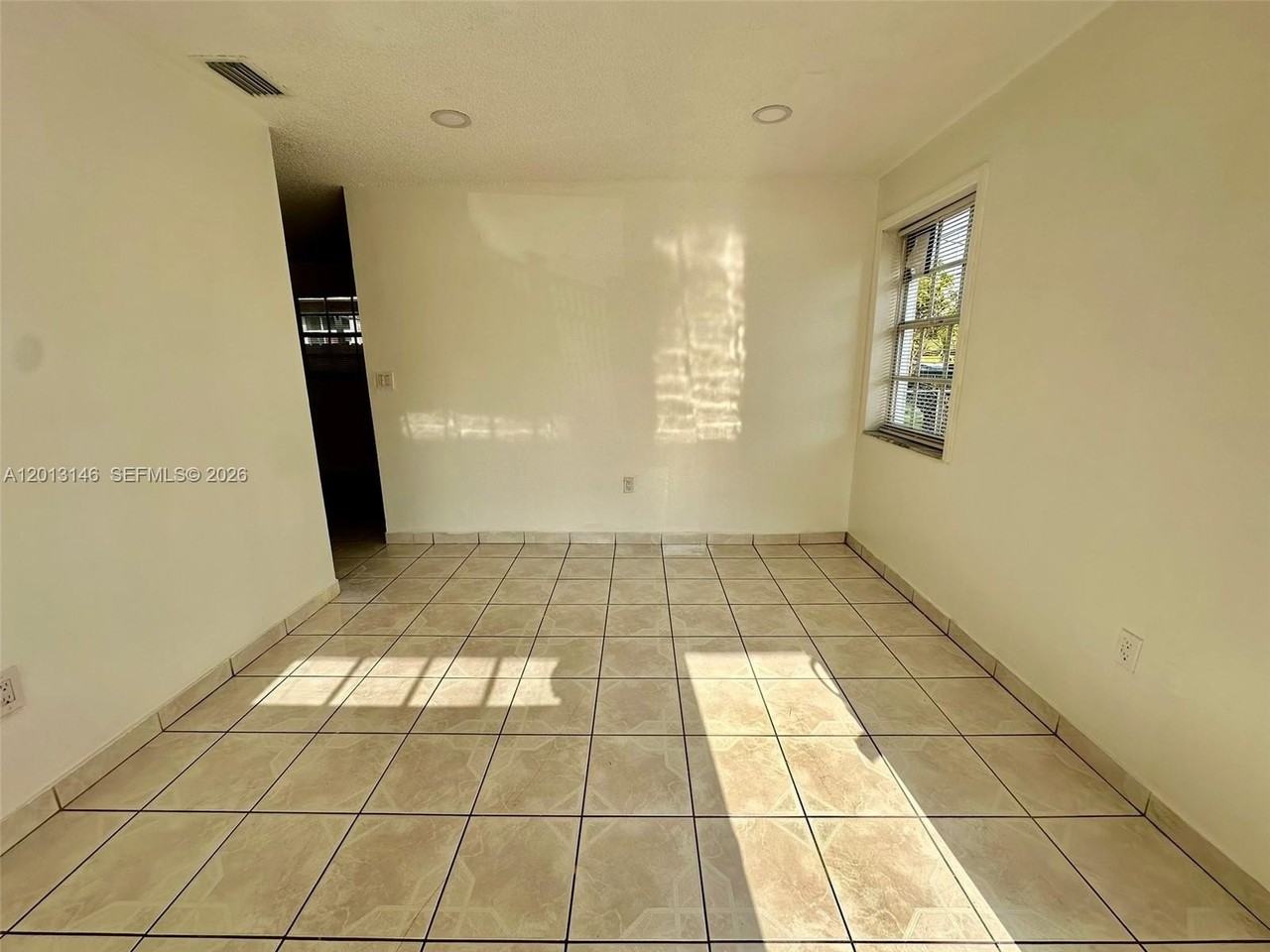 666 W 17th St #1 - Photo 5 of 11
