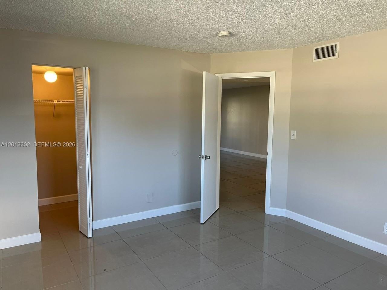 8020 Colony Cir N #101 - Photo 5 of 15