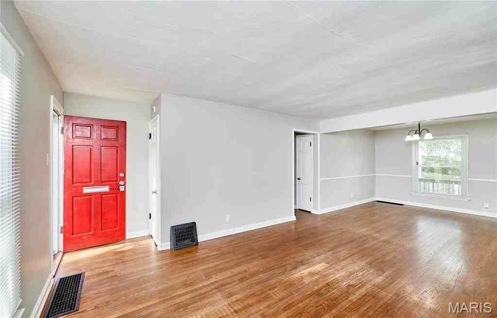 807 Selma Ave - Photo 5 of 28