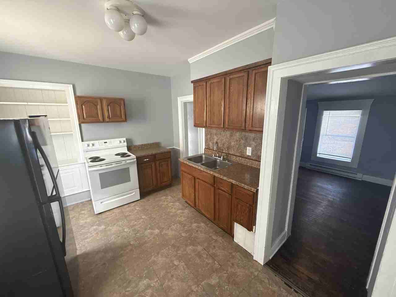 1234 Gillett St #2 - Photo 5 of 12