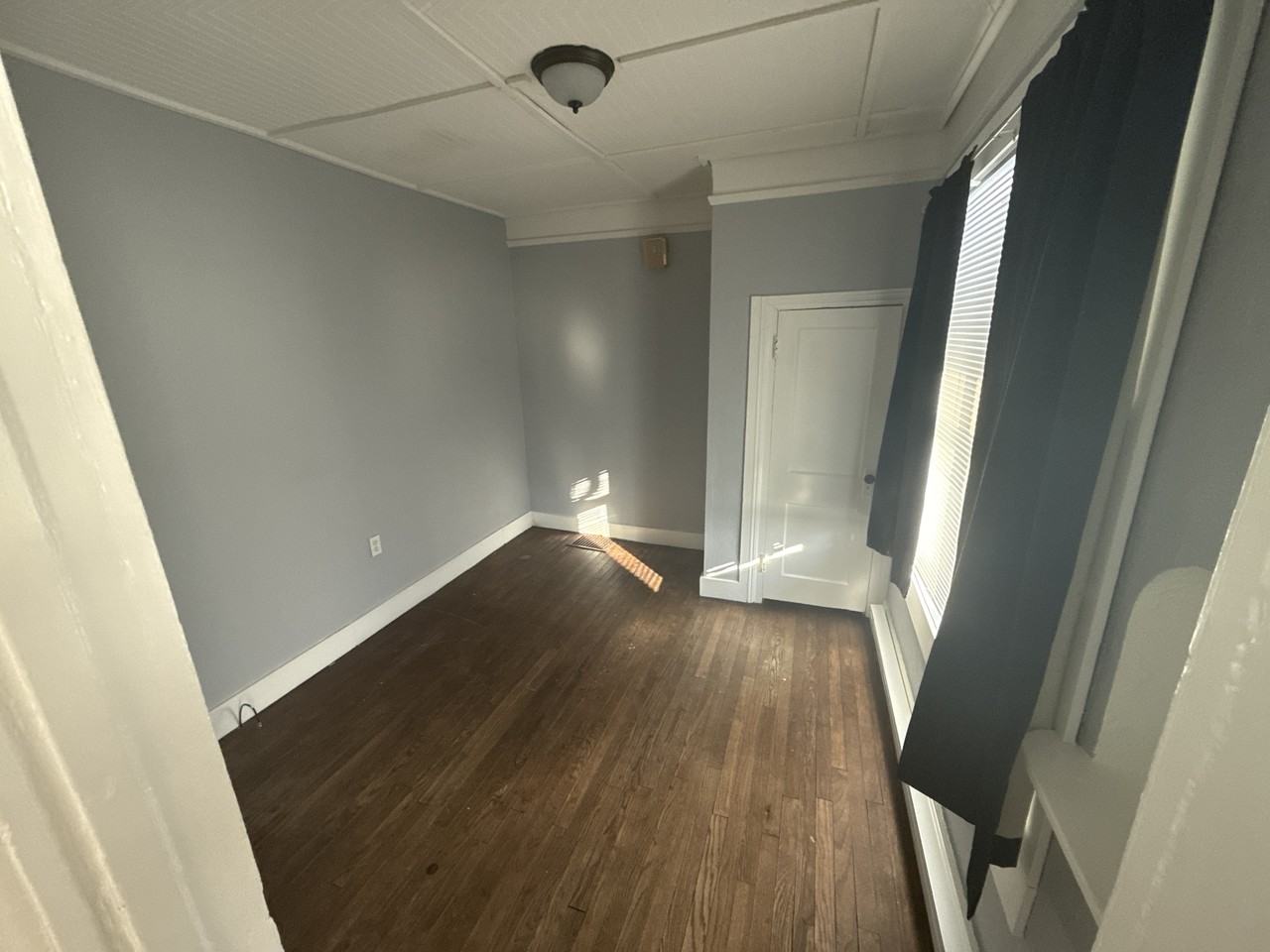 1234 Gillett St #2 - Photo 6 of 12