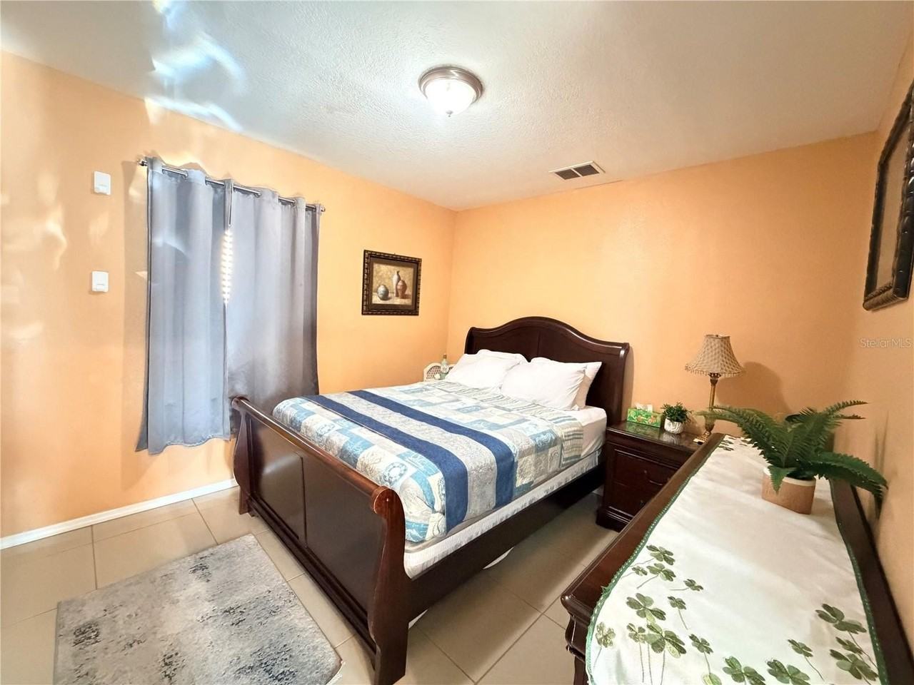2453 Ridge Ave - Photo 5 of 9