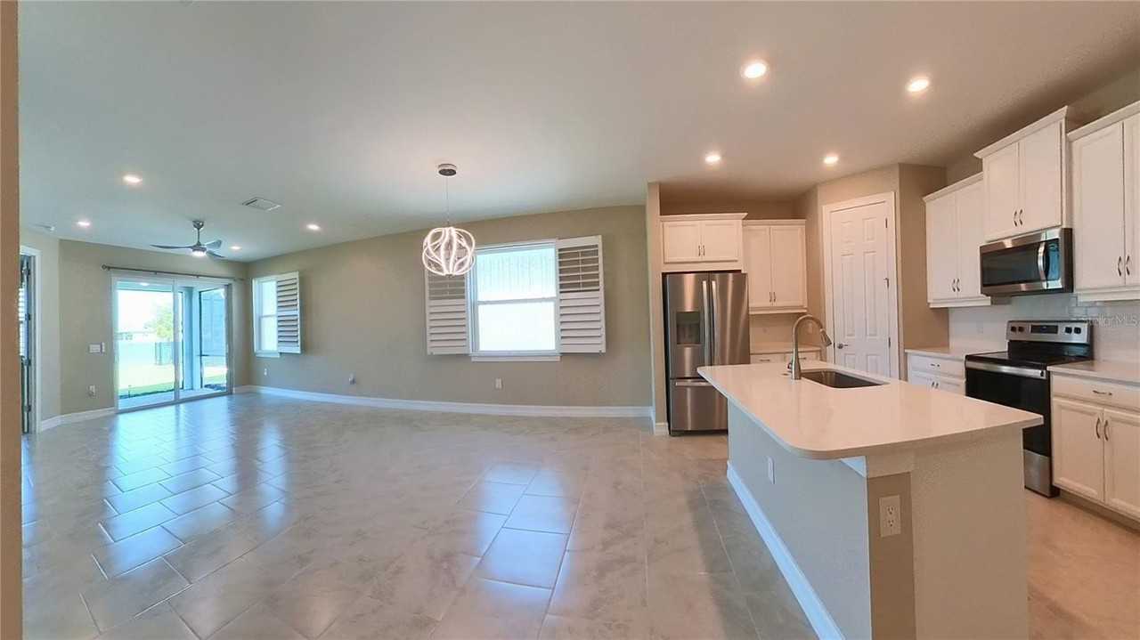 419 Ibiza Loop - Photo 3 of 35