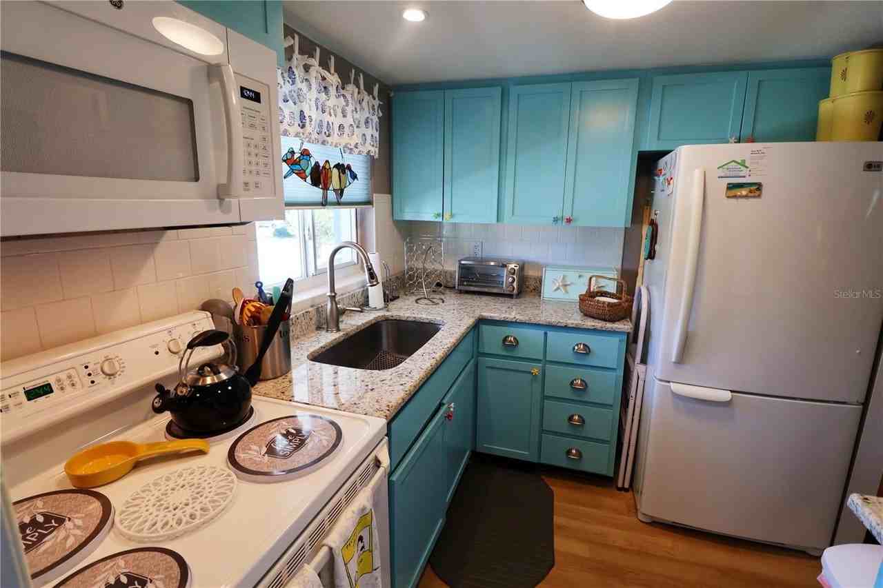 5888 17th St W #C23 - Photo 6 of 32