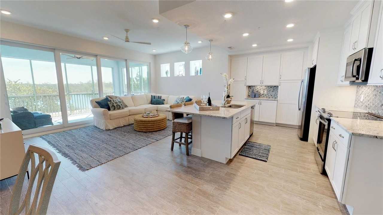 387 Aruba Cir #103 - Photo 3 of 49