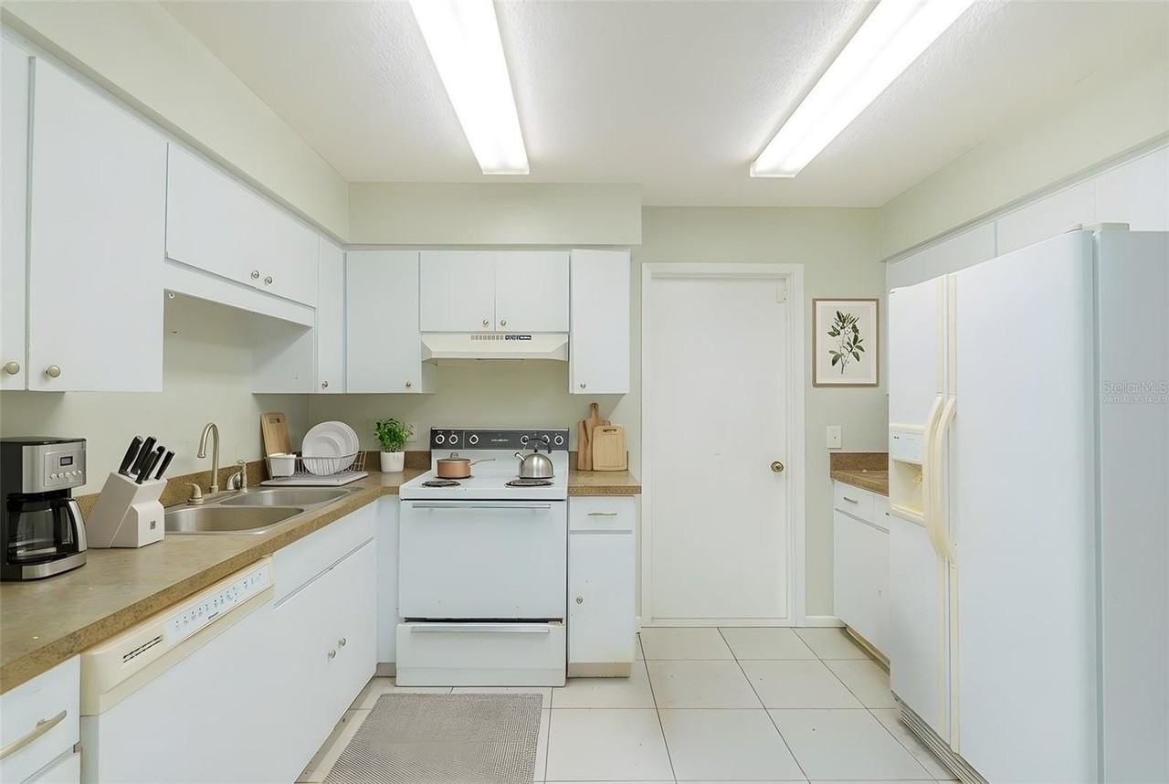 24 Buck Cir - Photo 2 of 19