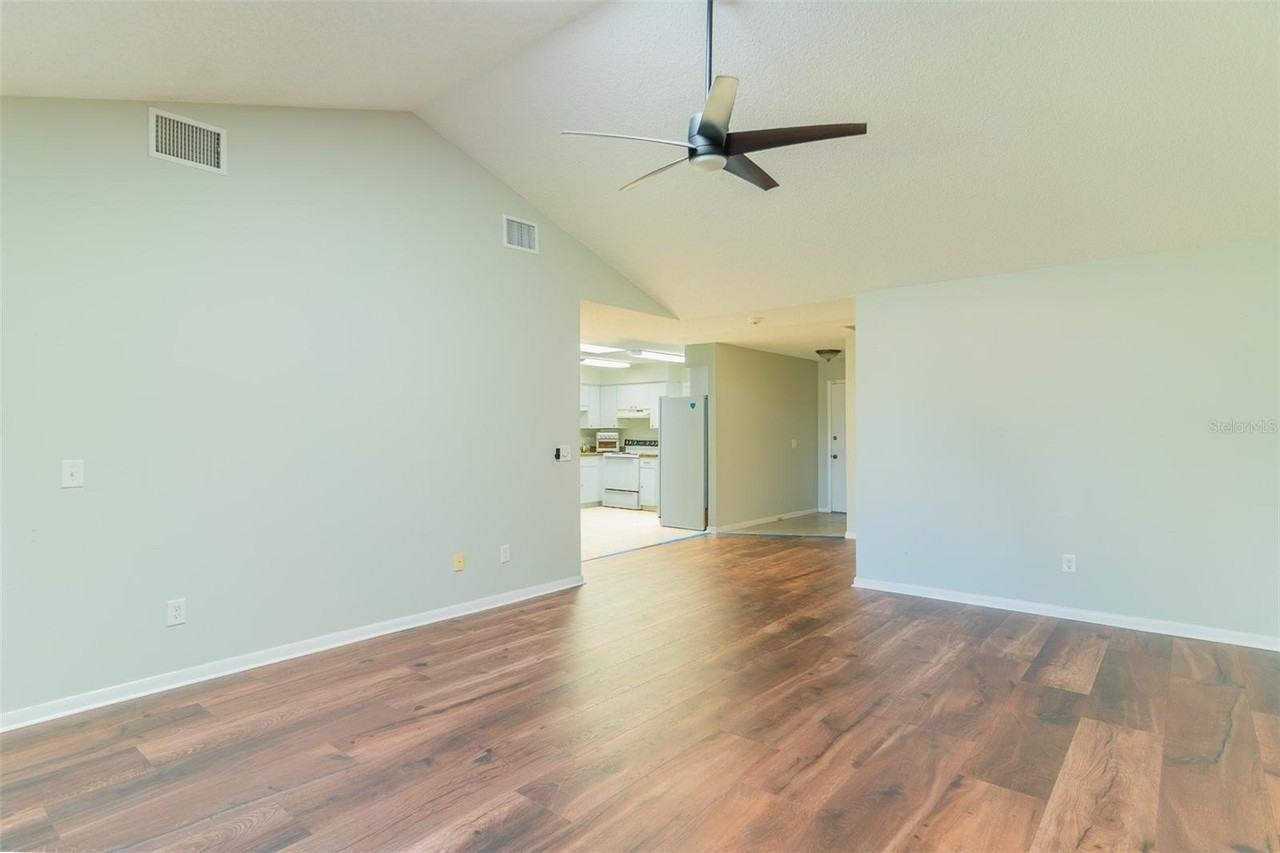 24 Buck Cir - Photo 4 of 19
