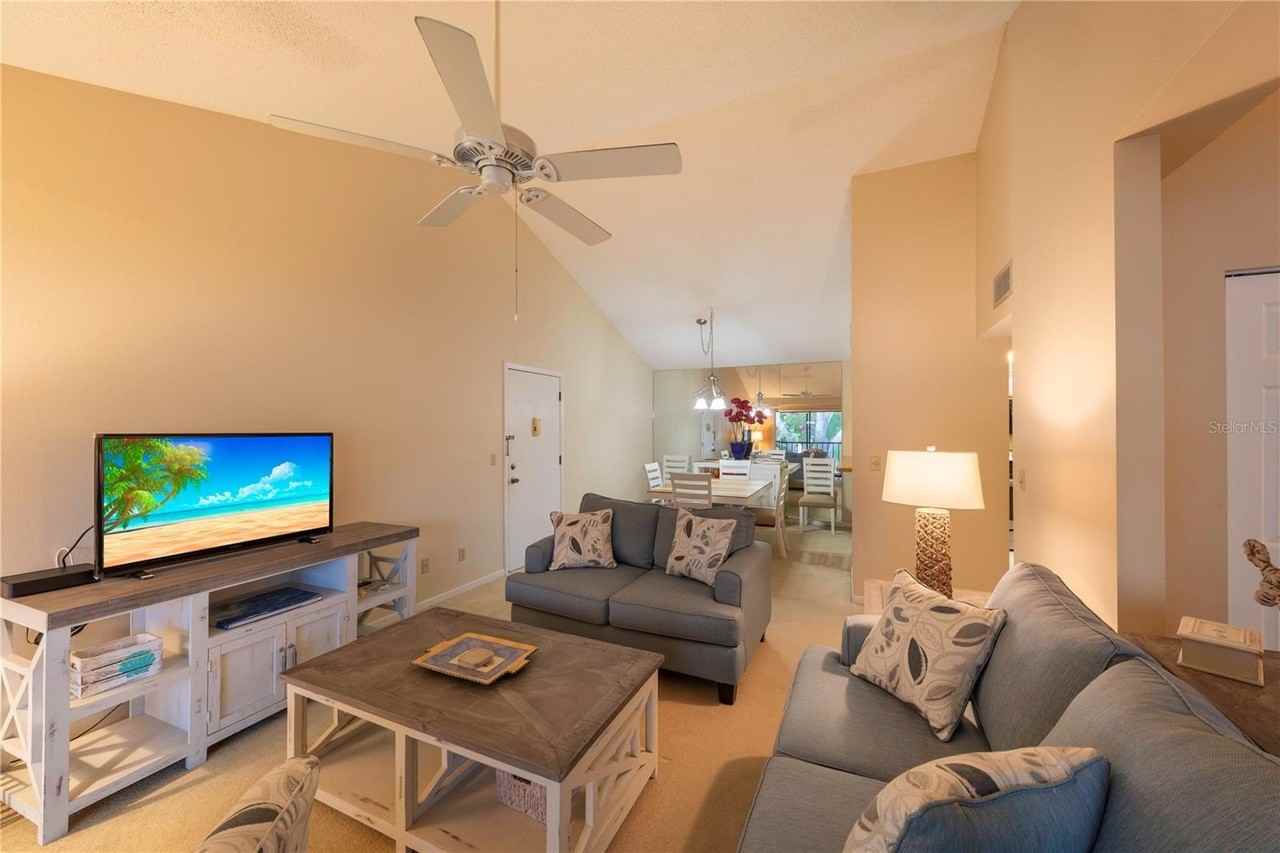 646 Bird Bay Dr E #207 - Photo 6 of 39