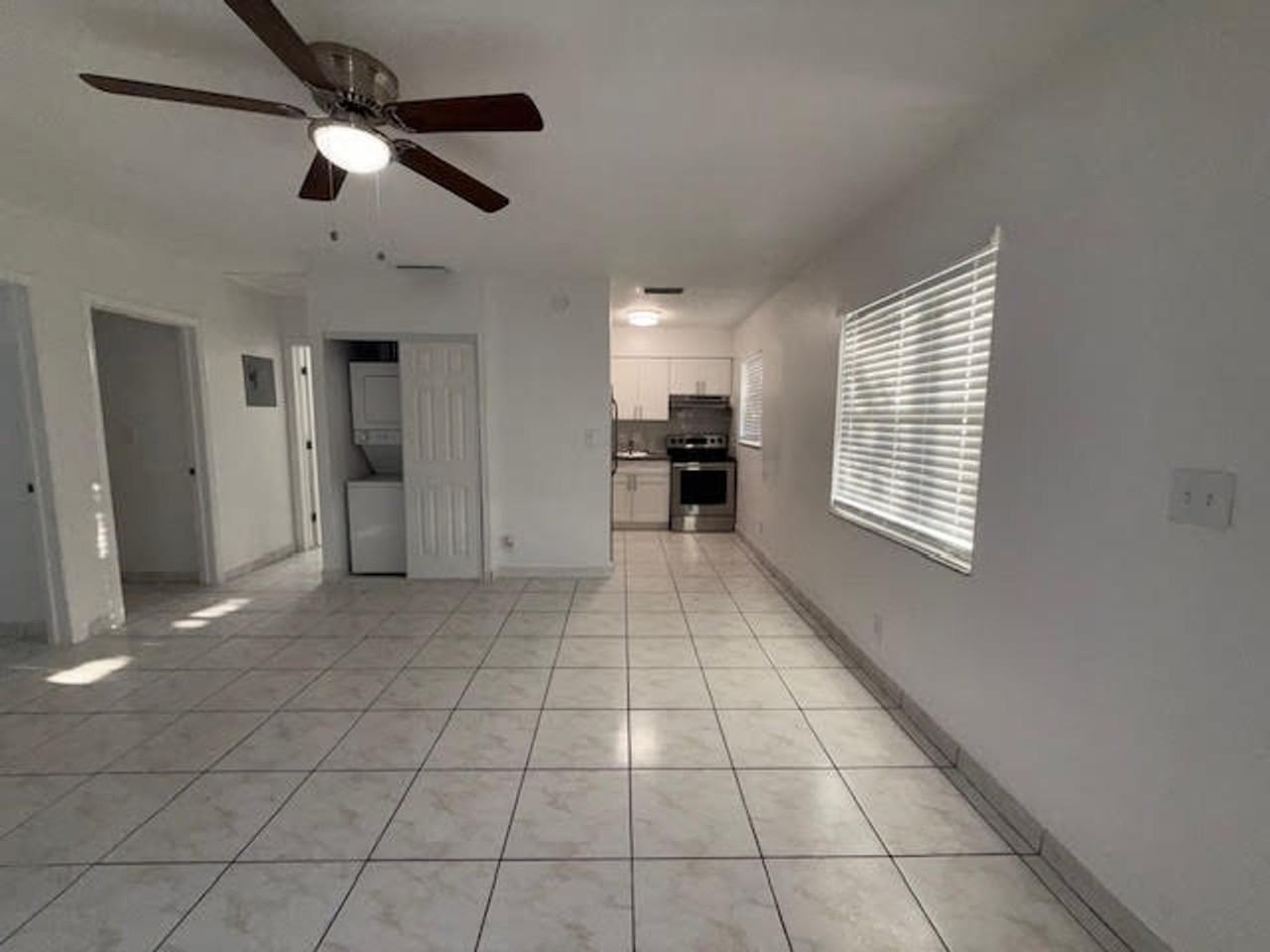 497 NW 40 Ct Oakland Park, FL 33309 - Photo 2 of 7