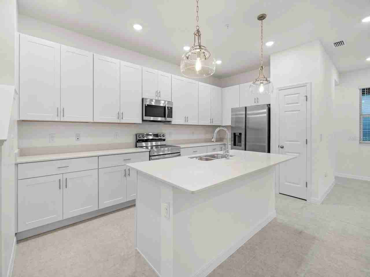 1440 Silver Lining Way - Photo 2 of 23