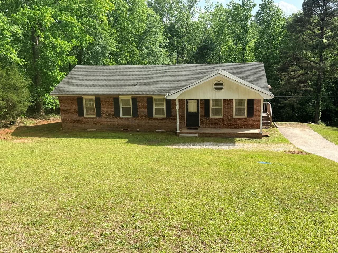 10 Dogwood Ln - Photo 2 of 18