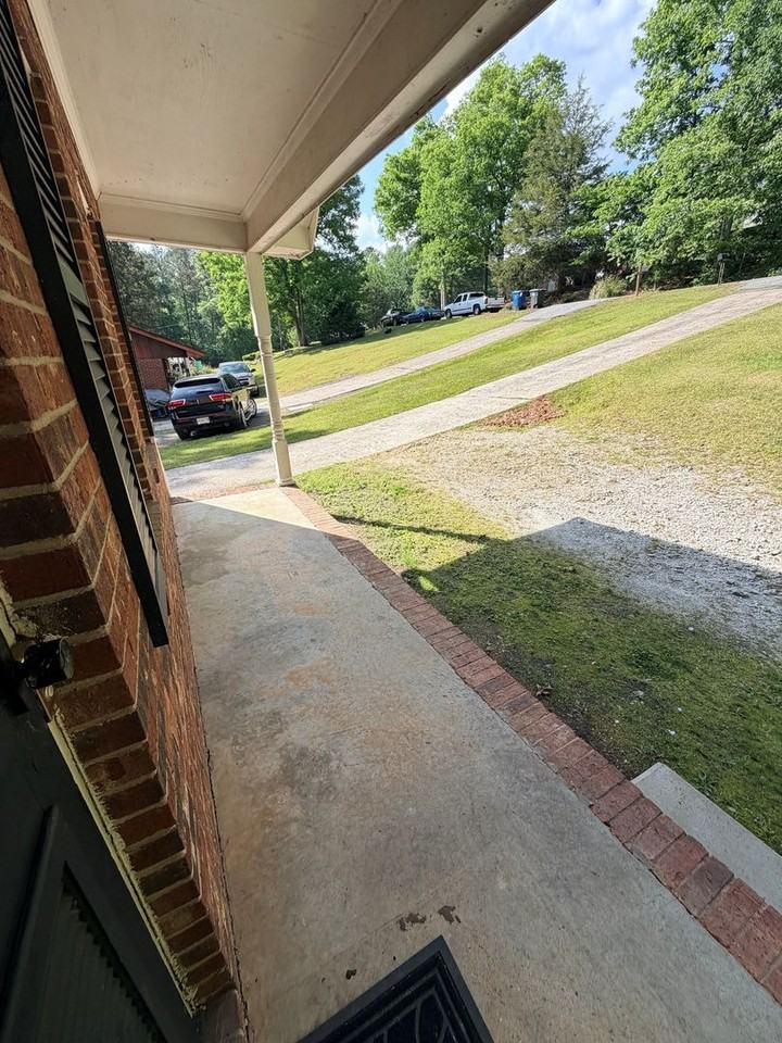 10 Dogwood Ln - Photo 3 of 18