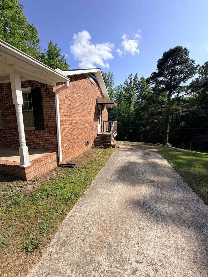 10 Dogwood Ln - Photo 4 of 18