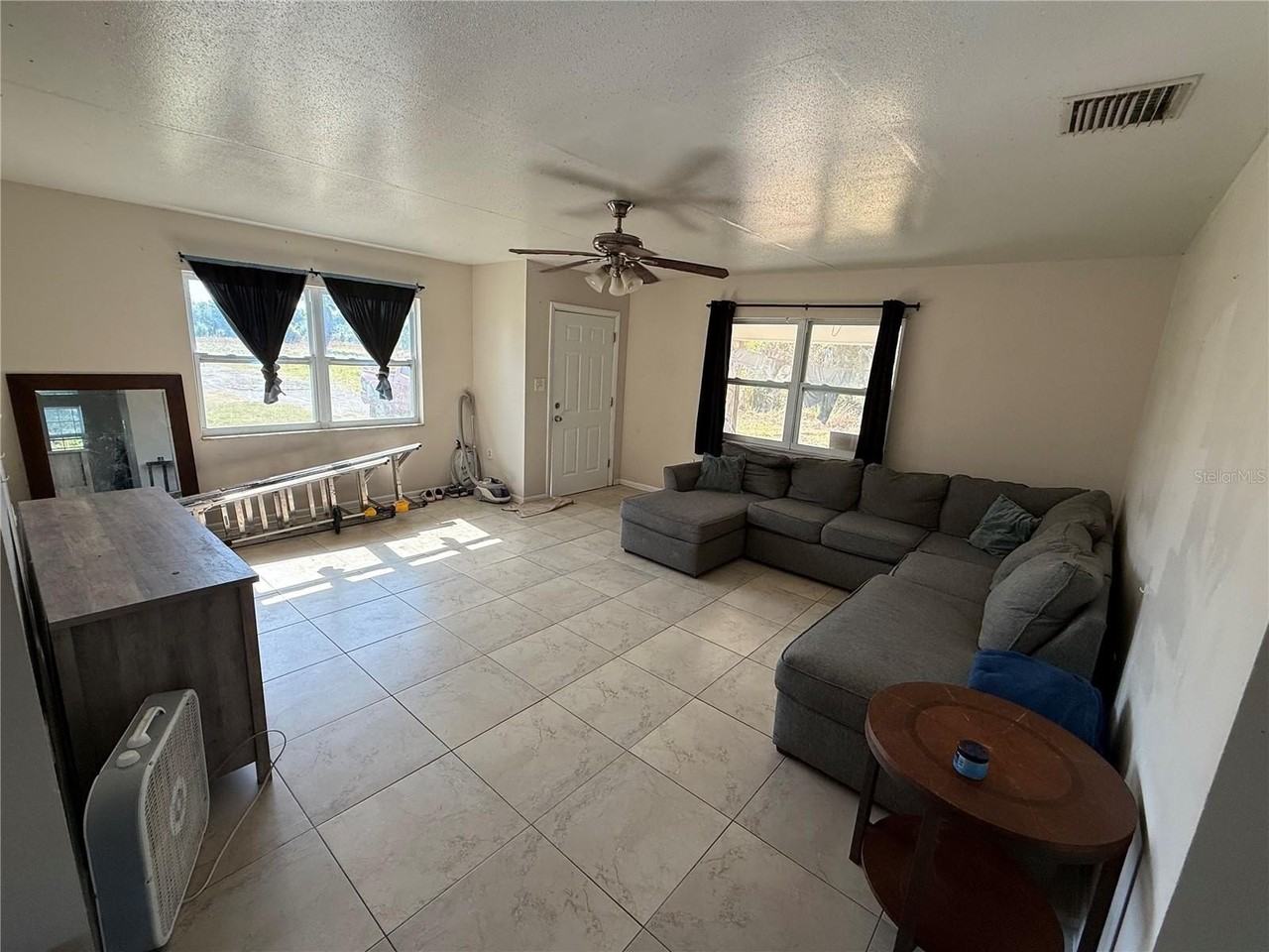 2122 Gulf City Rd - Photo 7 of 37