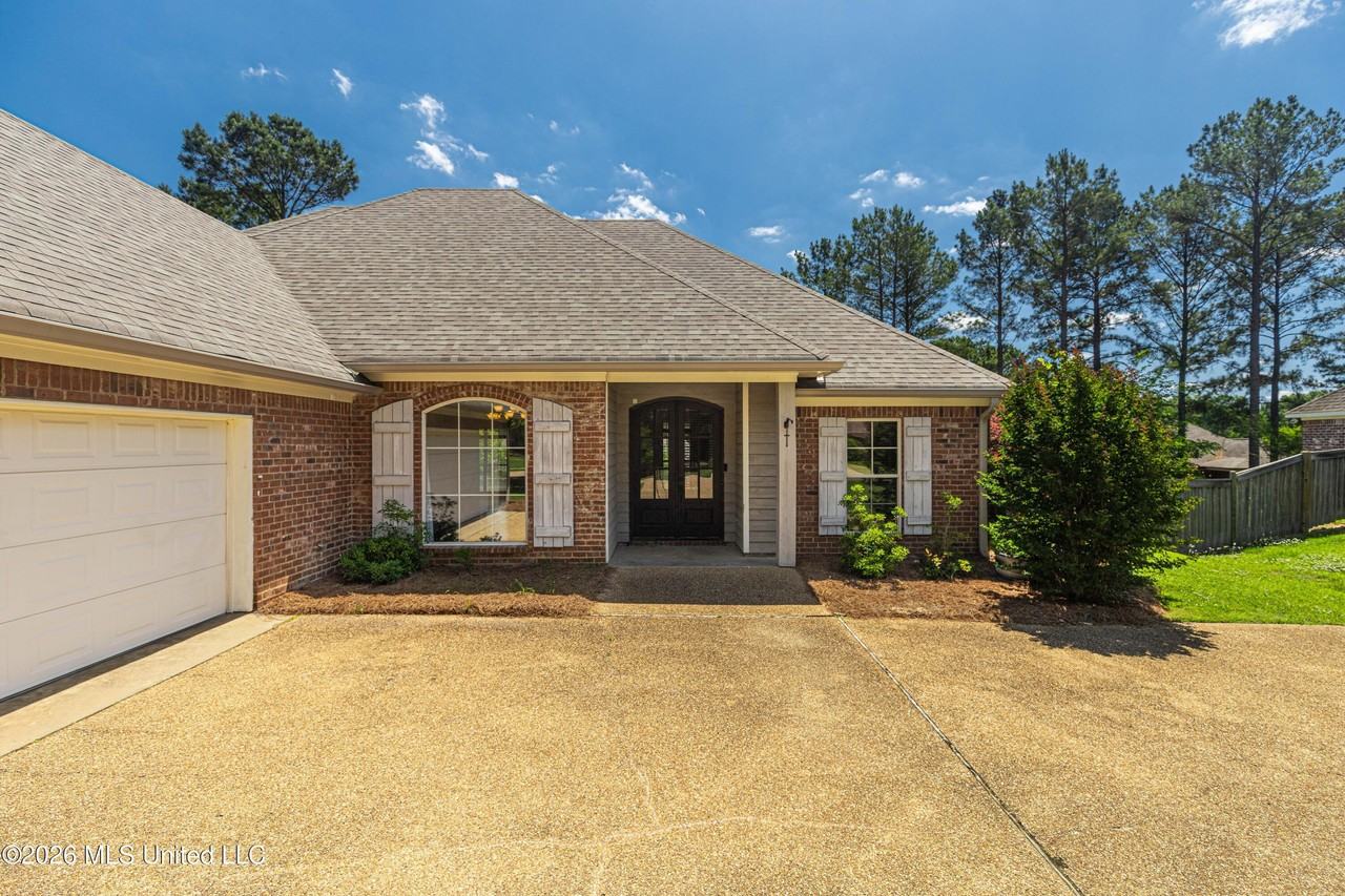 108 Buckeye Dr - Photo 4 of 50