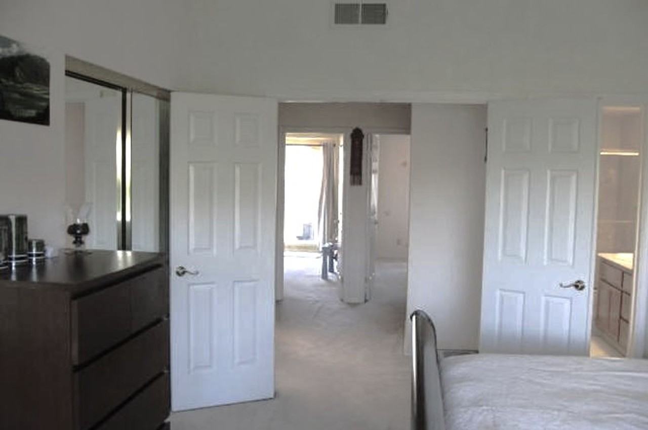 317 Bellflower Dr - Photo 4 of 16
