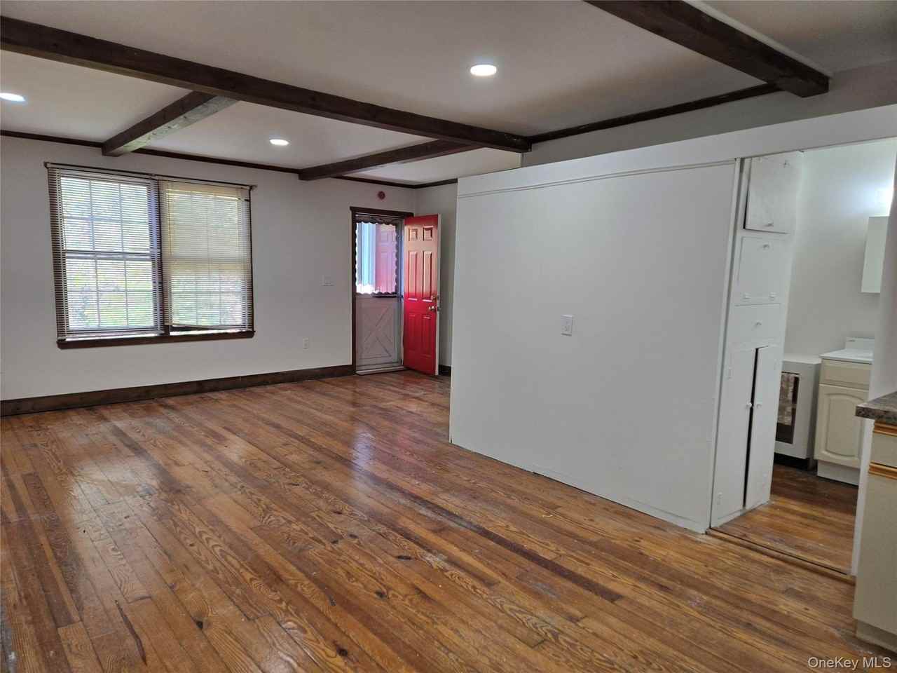 410 Main St Apt B - Photo 3 of 15
