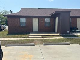 featured image of 2409 E 10th St