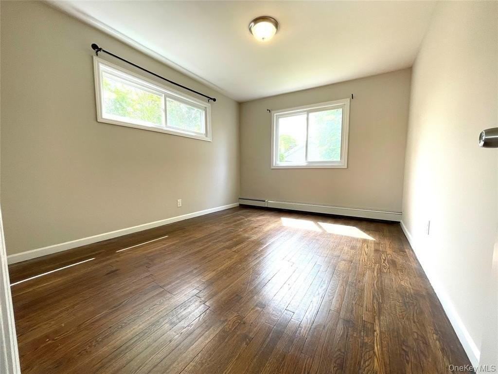 47 Kingston Ave - Photo 3 of 5