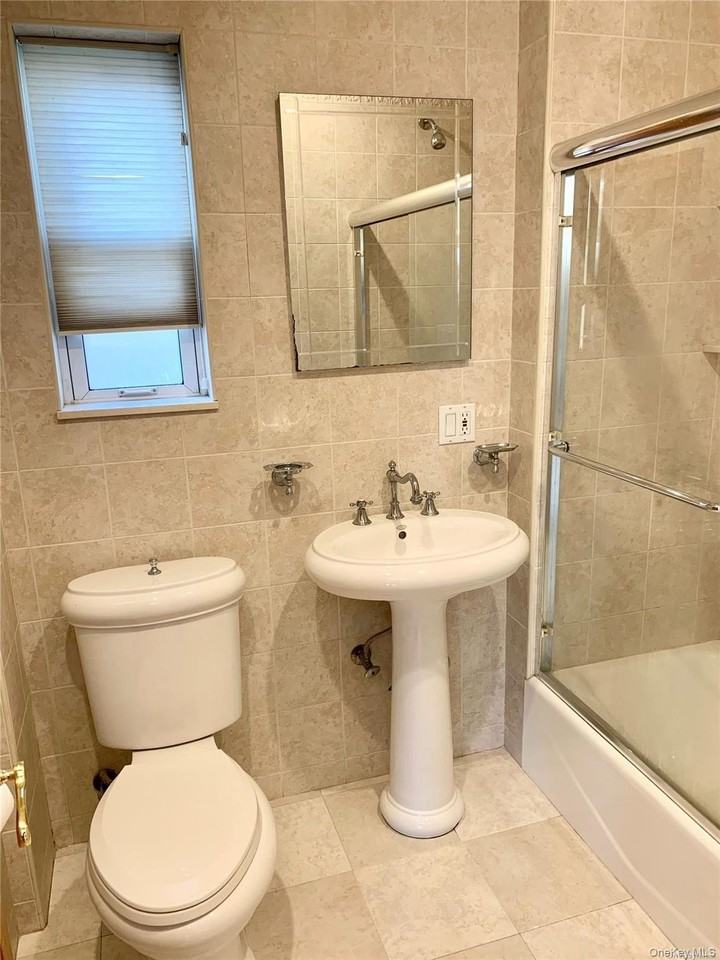 1007 147th St #2FL - Photo 6 of 12