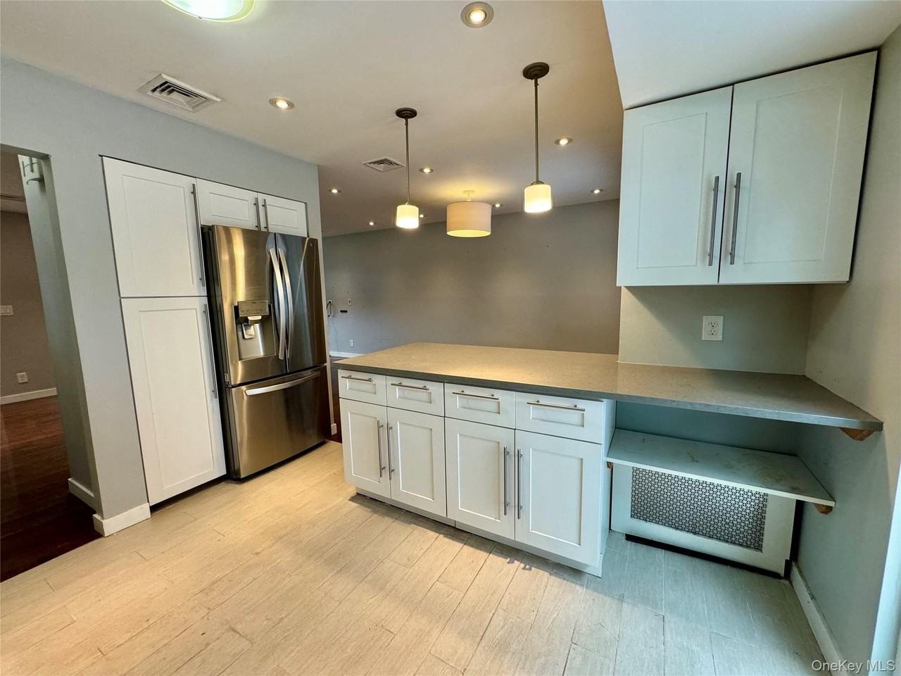 68 Jamaica Ave - Photo 4 of 19