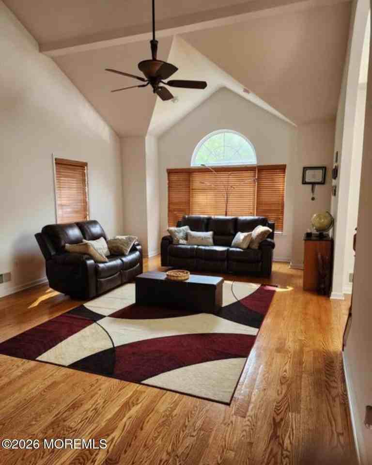 20 6th St - Photo 3 of 23