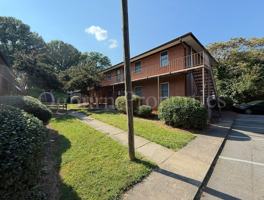 featured image of 513 S Green St