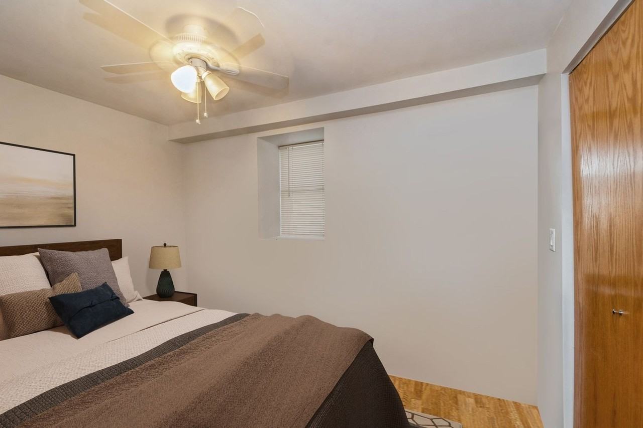 2305 N Oakley Ave #1 - Photo 6 of 9