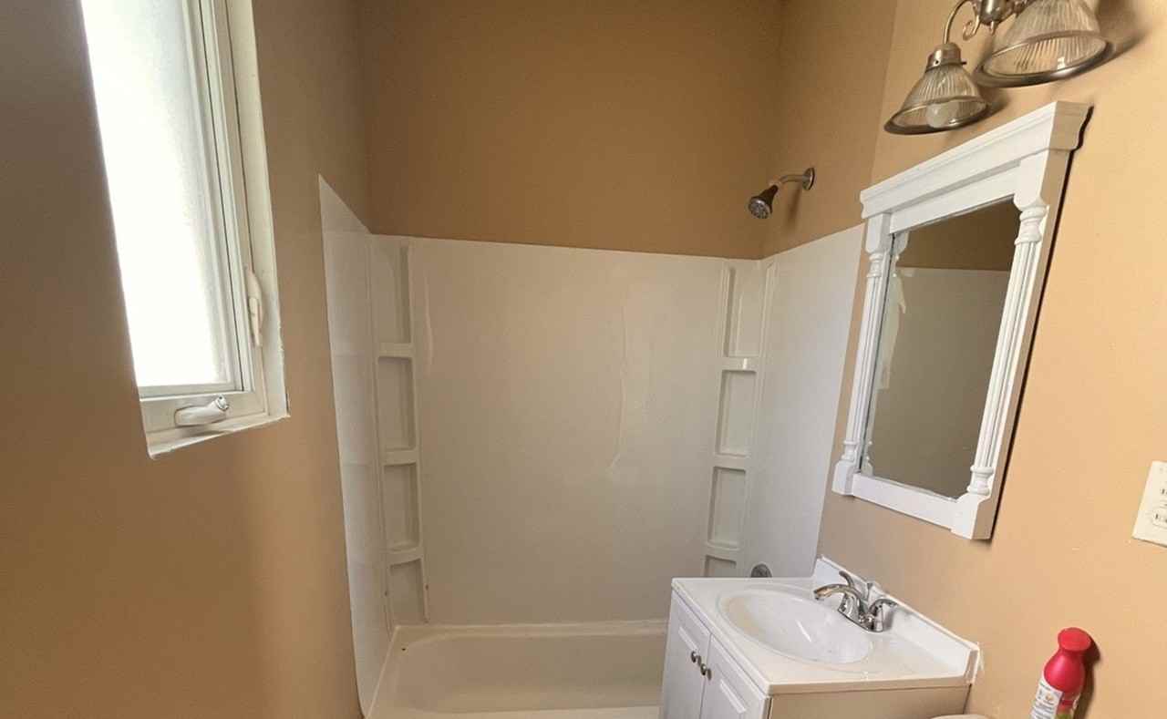 10922 S Wentworth Ave - Photo 7 of 20