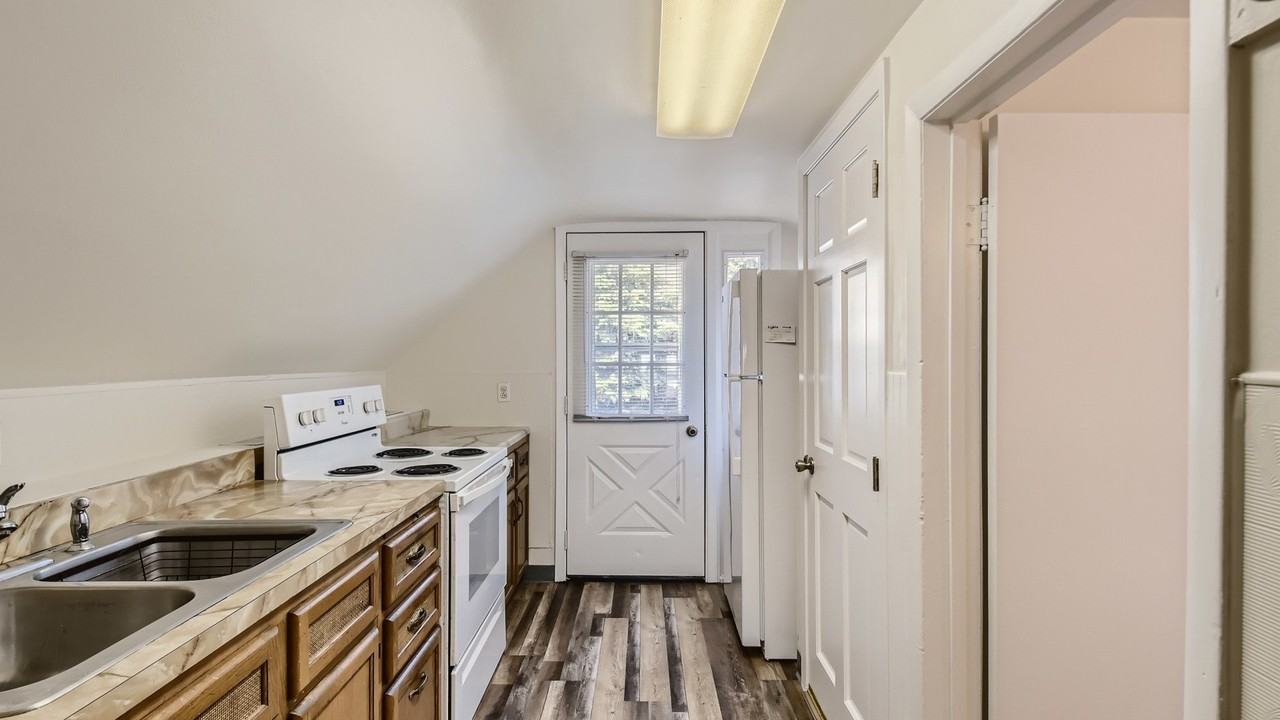 512 Porter St #2 - Photo 2 of 19