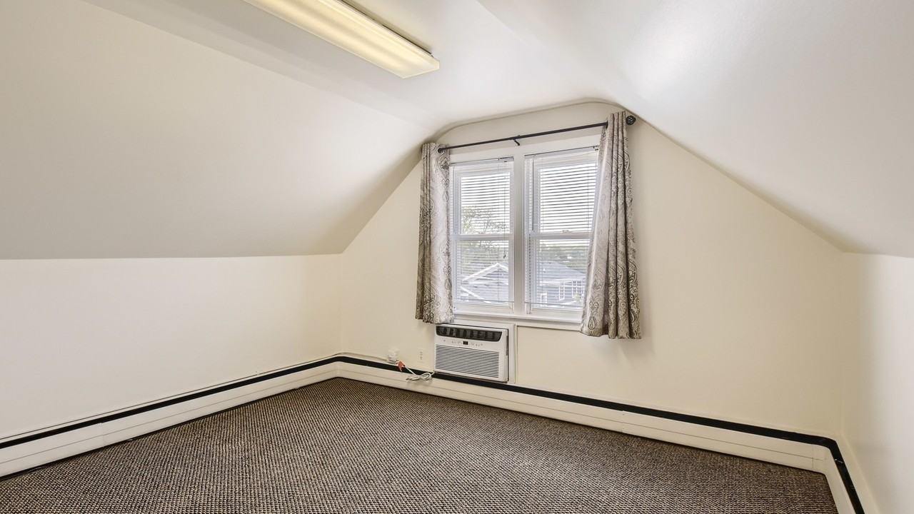 512 Porter St #2 - Photo 5 of 19